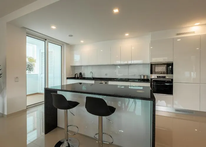 Ancora 104 By Destination Algarve Лагуш