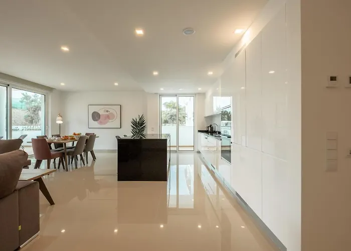 Ancora 104 By Destination Algarve * 拉哥斯